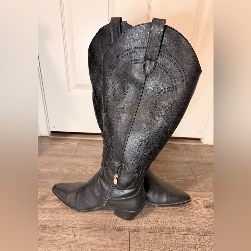 Black Leather Cowboy Boots - Picture 2 of 4